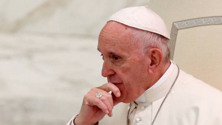 Las acusaciones contra McCarrick, ignoradas en el pontificado de Ratzinger y Wojtyla