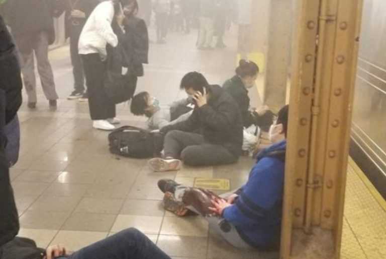 Confirman 16 heridos por tiroteo en el Metro de Nueva York