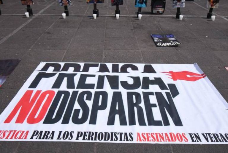 “AMLO, detén la violencia contra los periodistas”, exige el gremio en protesta por los asesinatos de Yesenia y Sheila en Veracruz