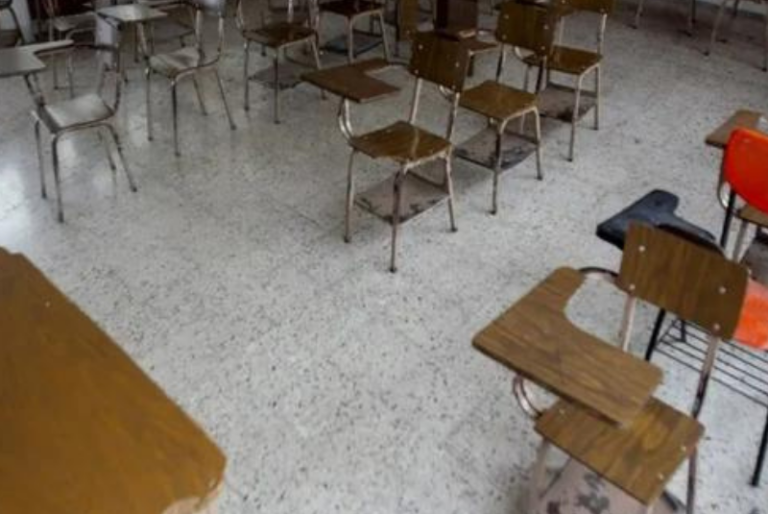 Suspenden clases en 6 regiones de Oaxaca por el paso del huracán Agatha