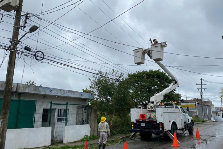 Apagón masivo afecta Yucatán y otros estados