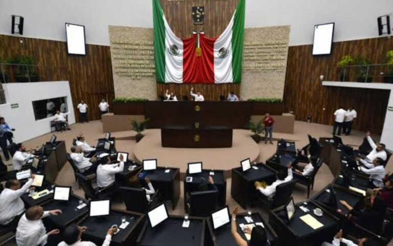 Día D para los burócratas estatales, ¿Dónde andan los defensores de Yucatán?