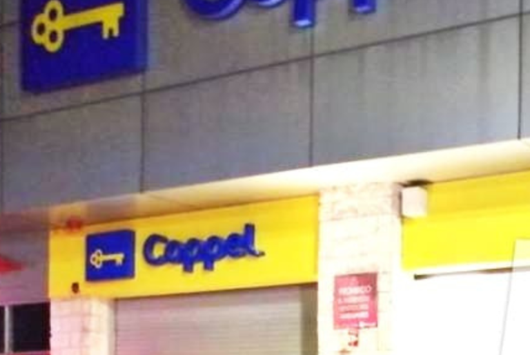 Cancún: Hombres armados asaltaron Coppel en la región 251
