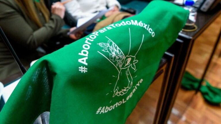 Congreso de Yucatán modifica la Constitución y elimina protección de la vida desde la fecundación