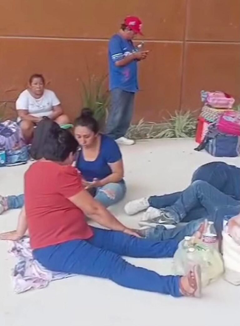 Familiares de pacientes señalan falta de espacios y servicios de espera en el nuevo Hospital O’Horán