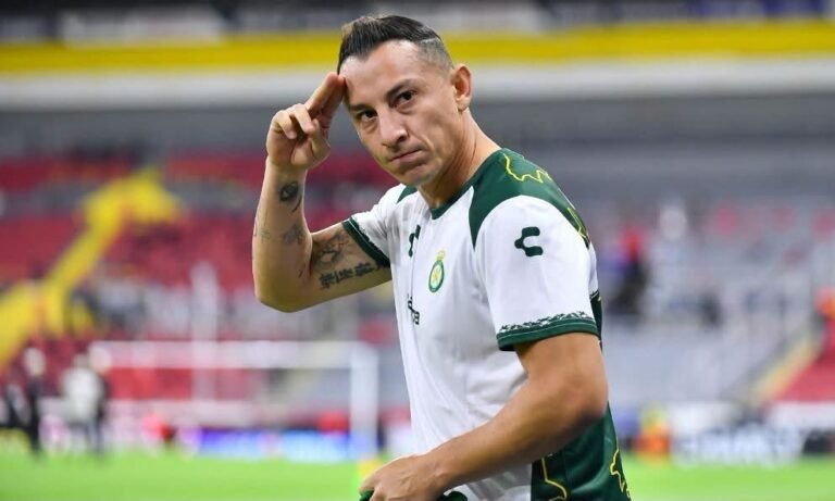 Andrés Guardado, a un paso de volver al Tri como auxiliar de Rafael Márquez
