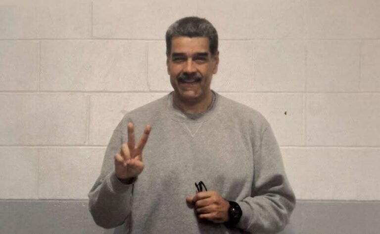 Maduro reaparece en redes con fotografías desde una prisión de Nueva York