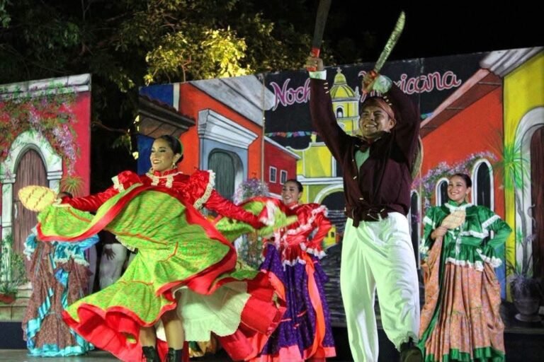 Noche Mexicana celebra 29 años con danza, música y sabores de todo México en Paseo de Montejo