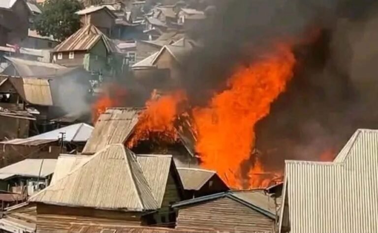 Tragedia en escuela de la República Democrática del Congo: incendio deja al menos 15 menores muertos