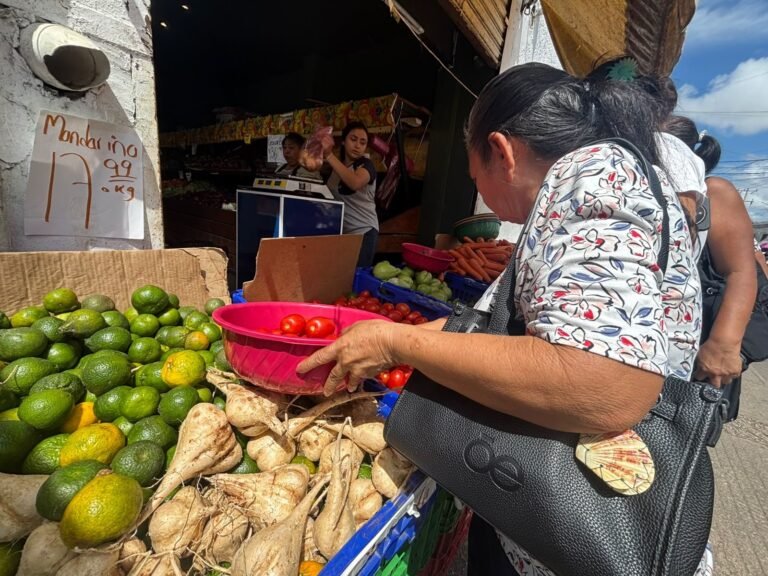 Aromas de finados en el Lucas de Gálvez, ya invaden los mercados de la ciudad